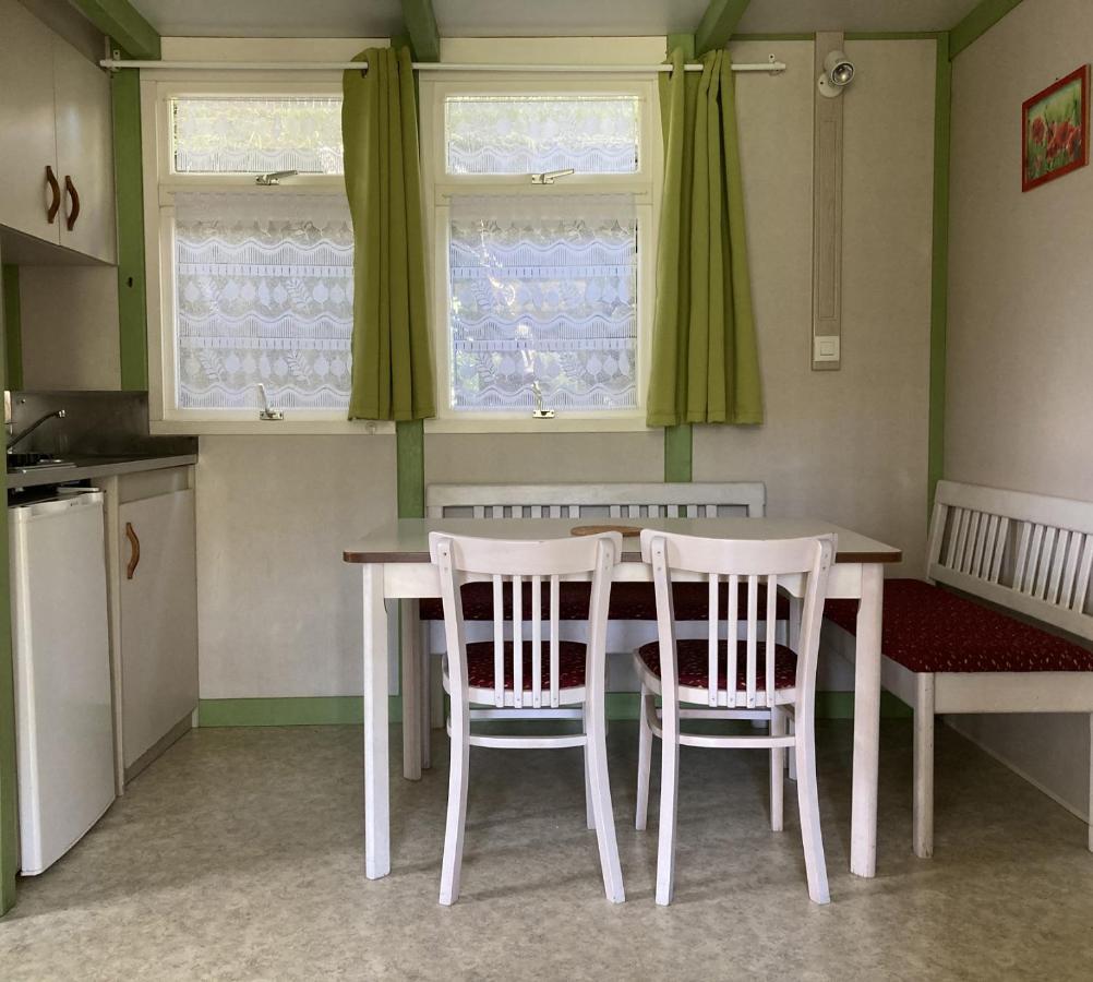 Camping Domaine Sainte Madeleine ソスペル エクステリア 写真