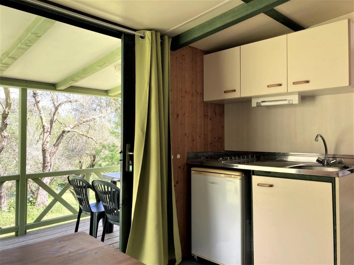 Camping Domaine Sainte Madeleine ソスペル エクステリア 写真