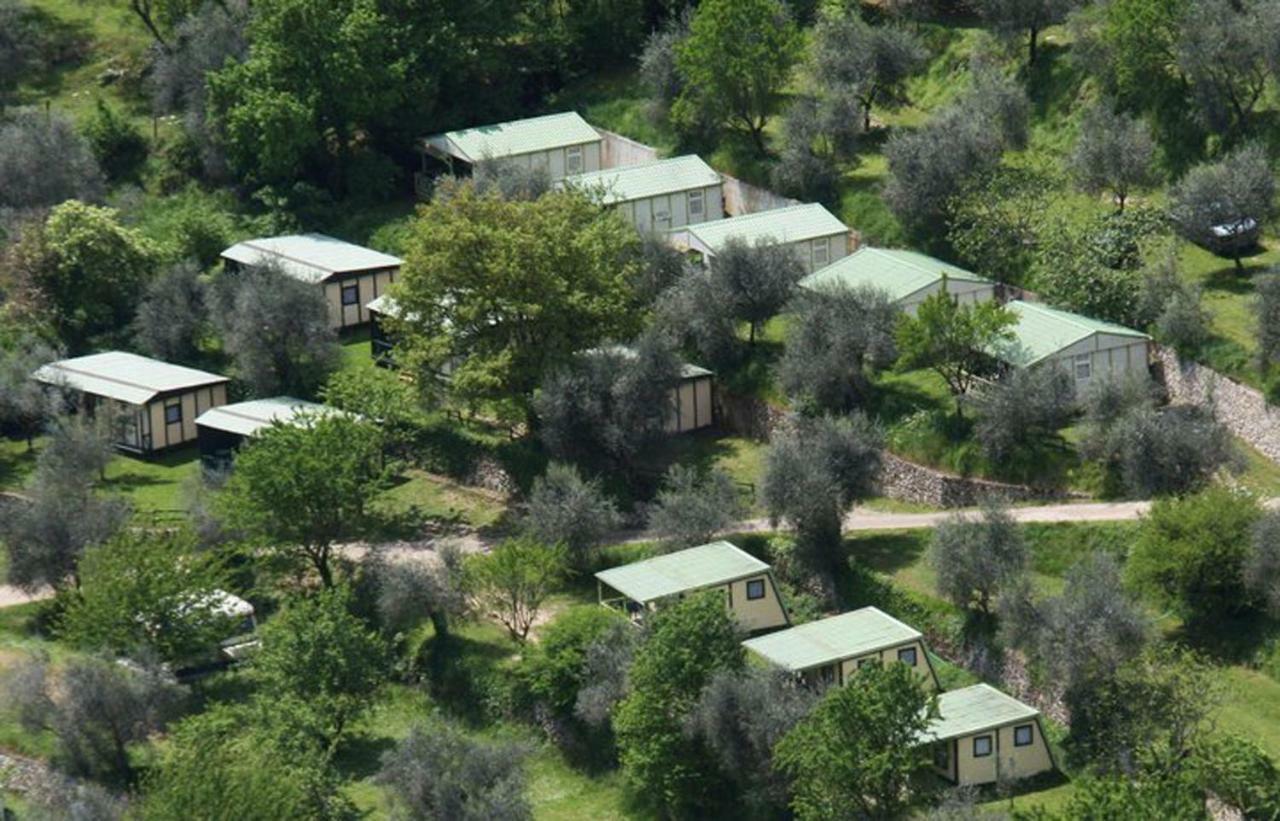 Camping Domaine Sainte Madeleine ソスペル エクステリア 写真