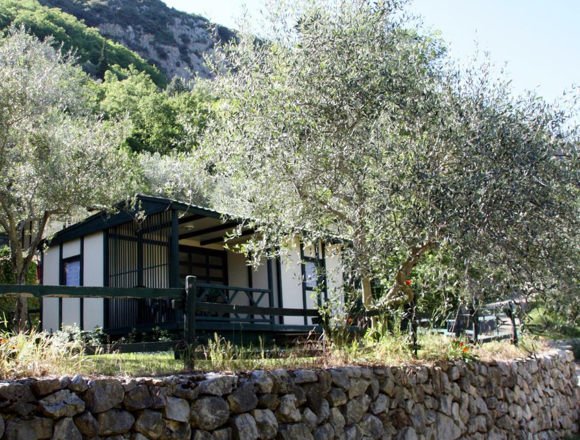 Camping Domaine Sainte Madeleine ソスペル エクステリア 写真